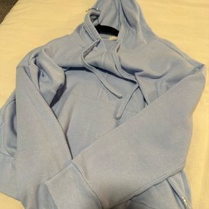 Free people pull over